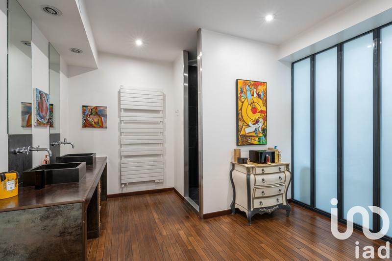 Maison de ville - 230 m² - 6 pièces