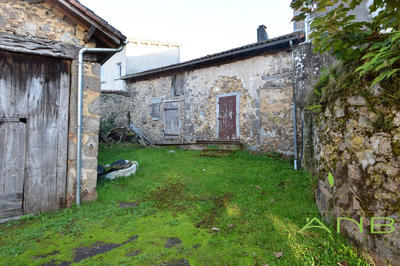 Maison - 160 m² - 8 pièces