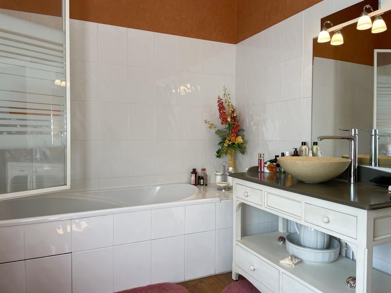 Maison - 157 m² - 8 pièces