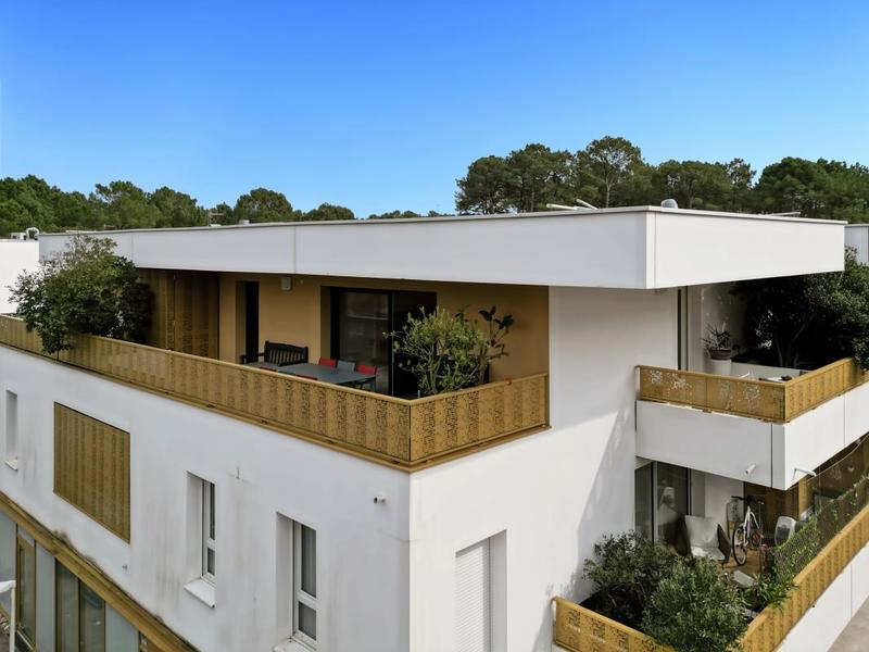 Appartement - 83 m² - 4 pièces