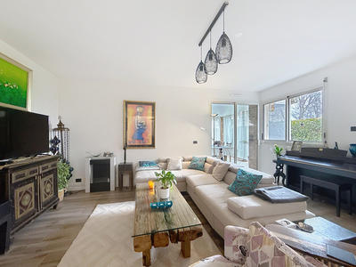 Appartement - 134 m² - 5 pièces