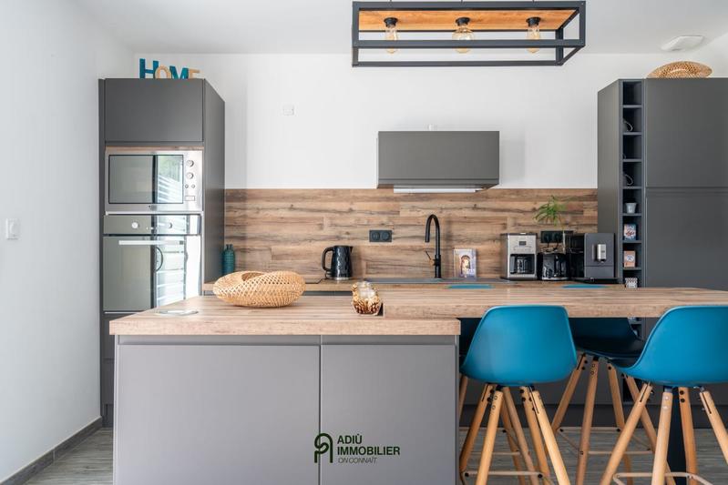 Villa - 90 m² - 4 pièces