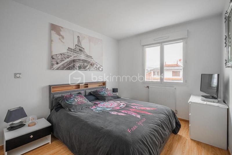 Appartement - 83 m² - 4 pièces