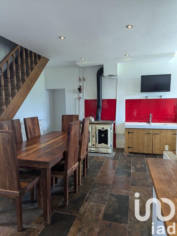 Maison - 187 m² - 11 pièces