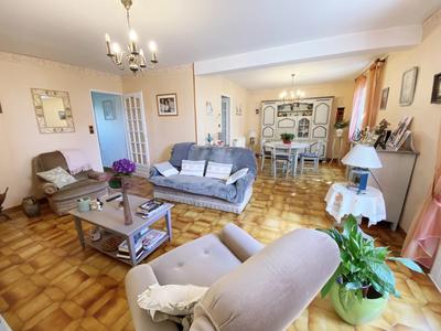 Maison - 103 m² - 5 pièces