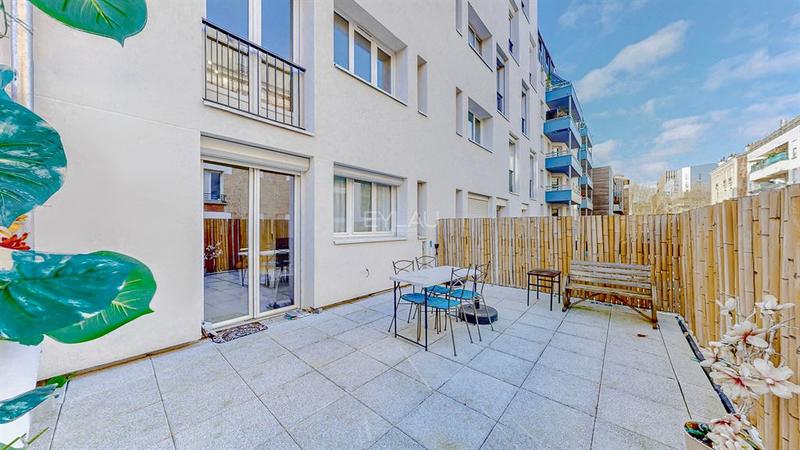 Appartement - 82 m² - 3 pièces