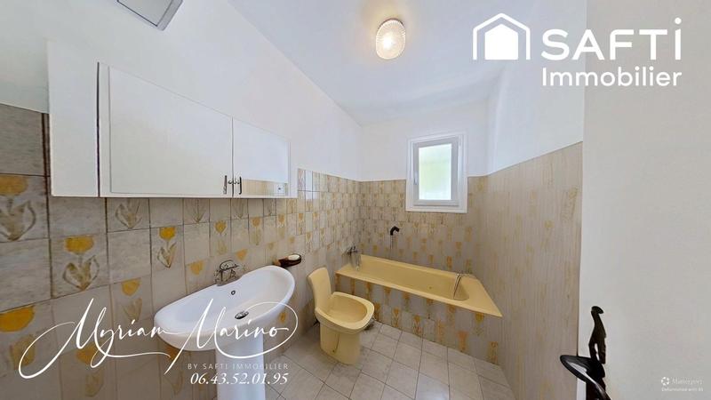 Villa - 151 m² - 6 pièces