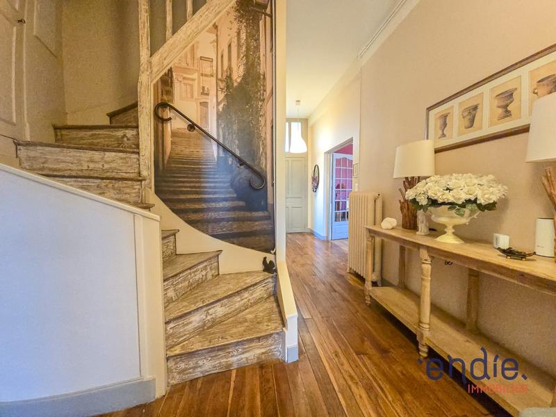 Duplex - 159 m² - 6 pièces