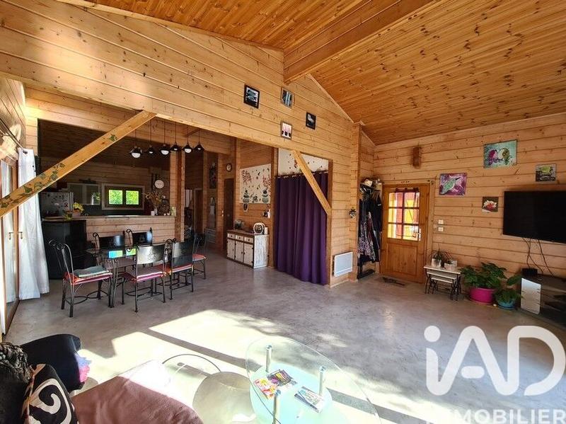 Maison - 122 m² - 6 pièces