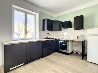 Appartement - 49 m² - 3 pièces