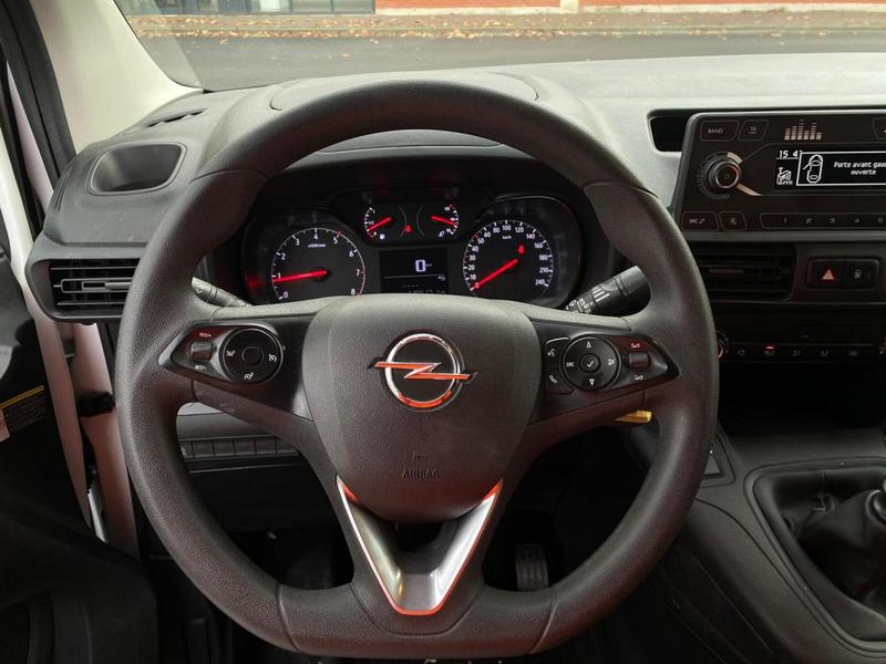 Opel combo cargo Pack Clim 100cv Camera/Bluetooth/Feux Auto/Frein Auto