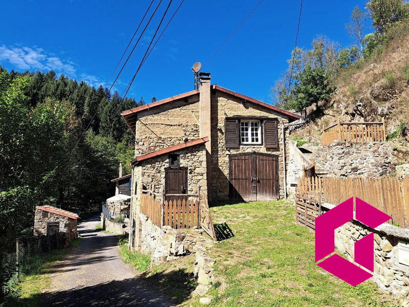 Maison - 283 m² - 15 pièces