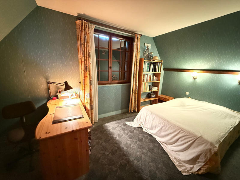 Maison - 160 m² - 8 pièces