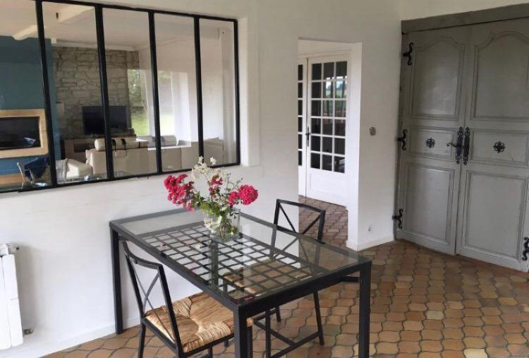 Maison - 258 m² - 9 pièces