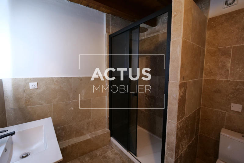 Immeuble - 226 m² - 10 pièces