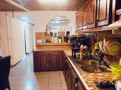 Maison - 188 m² - 10 pièces