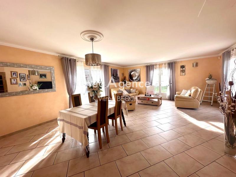 Maison - 192 m² - 7 pièces