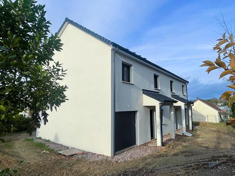 Maison - 84 m² - 4 pièces