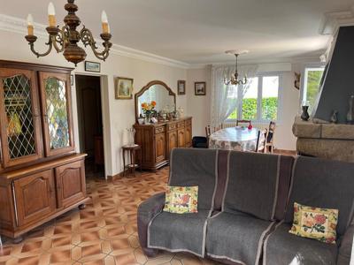 Maison - 138 m² - 5 pièces