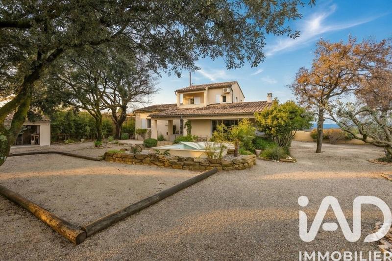 Maison - 136 m² - 5 pièces