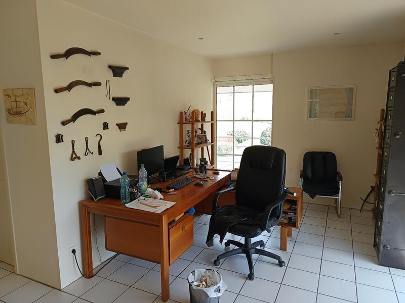 Viager - Maison - 217 m² - 8 pièces