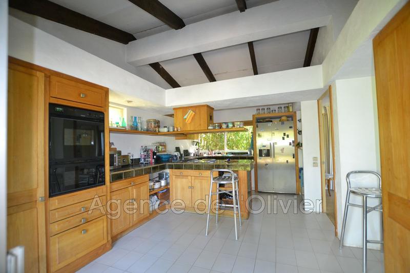 Villa - 180 m² - 5 pièces