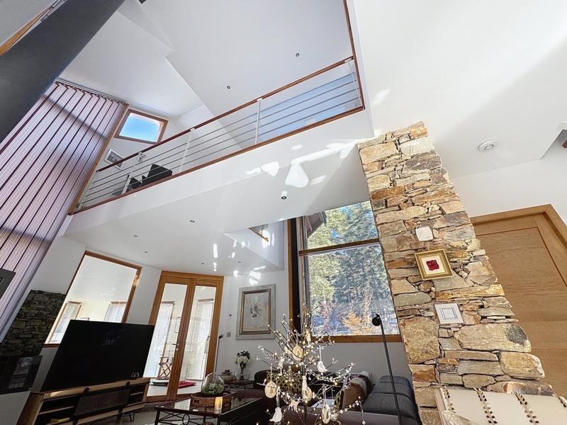 Châlet - 380 m² - 8 pièces