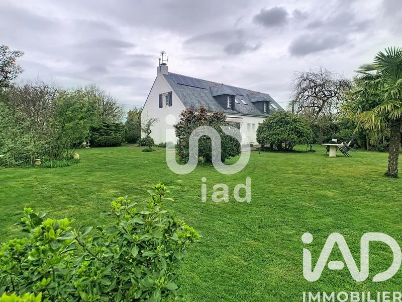 Maison - 182 m² - 8 pièces