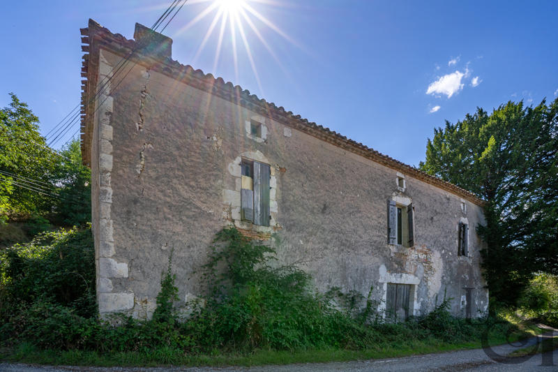 Maison - 200 m² - 5 pièces