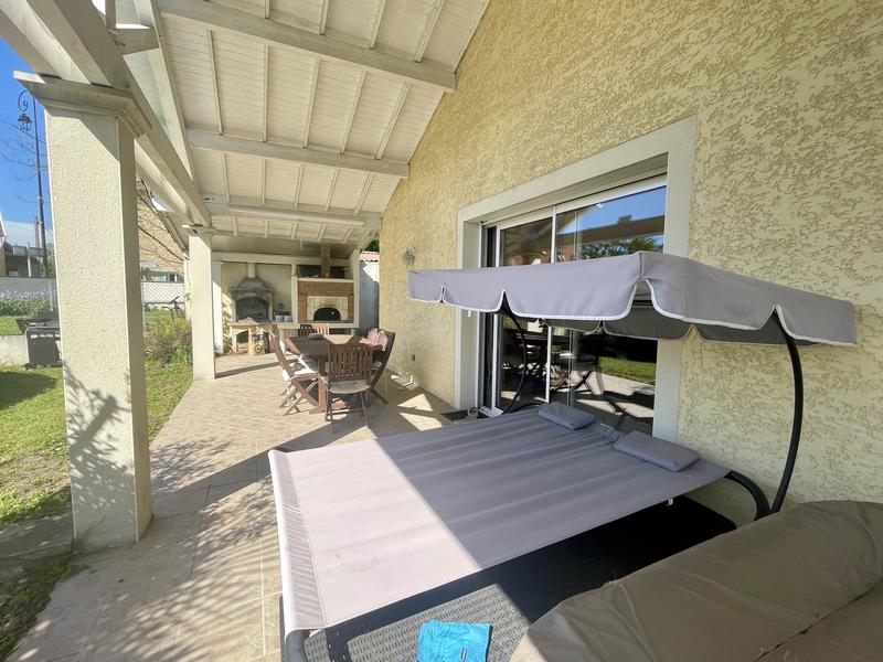 Maison - 102 m² - 5 pièces