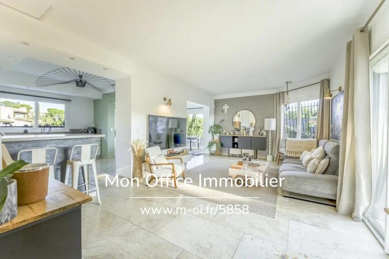 Maison - 185 m² - 7 pièces
