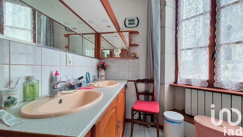 Maison - 192 m² - 8 pièces