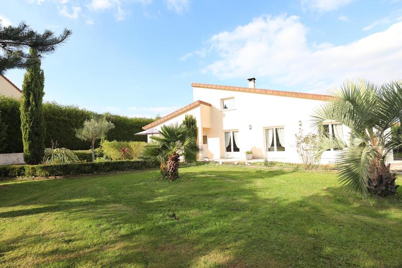 Maison - 155 m² - 7 pièces