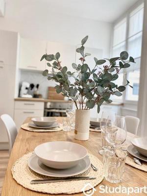 Chambre - 9 m² - 1 pièce