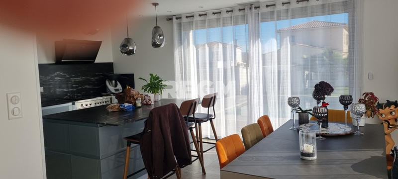 Maison - 150 m² - 6 pièces