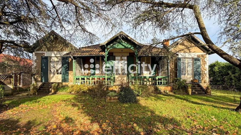 Maison - 121 m² - 3 pièces