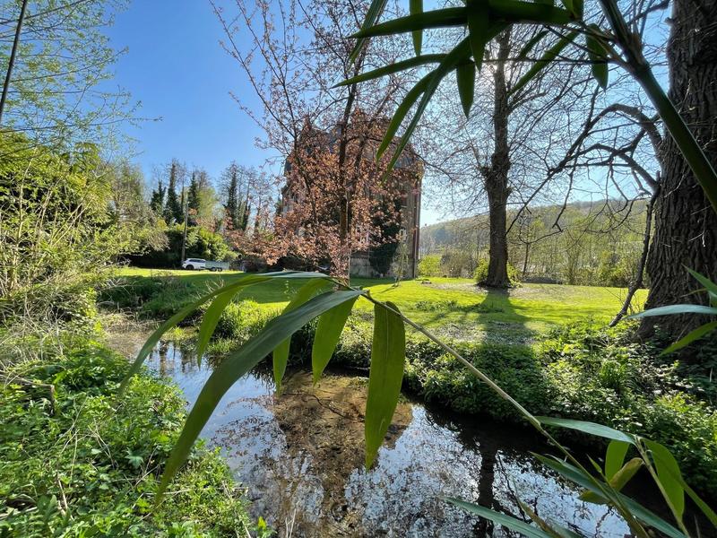 Maison de maîtres - 300 m² - 9 pièces