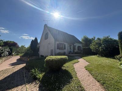 Maison - 145 m² - 5 pièces