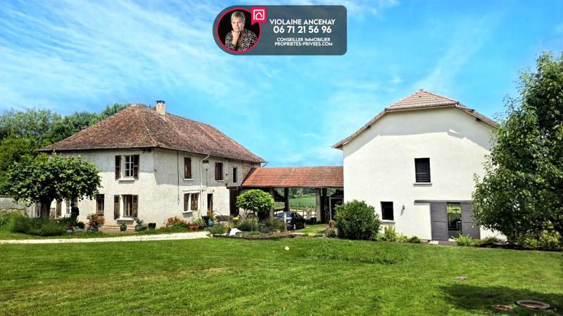 Maison - 340 m² - 13 pièces