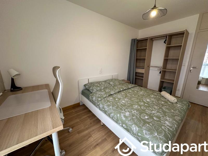 Chambre - 12 m² - 1 pièce