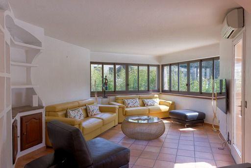 Maison - 190 m² - 5 pièces