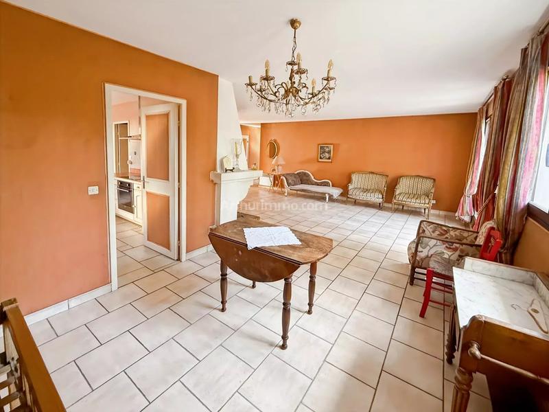 Maison - 145 m² - 6 pièces