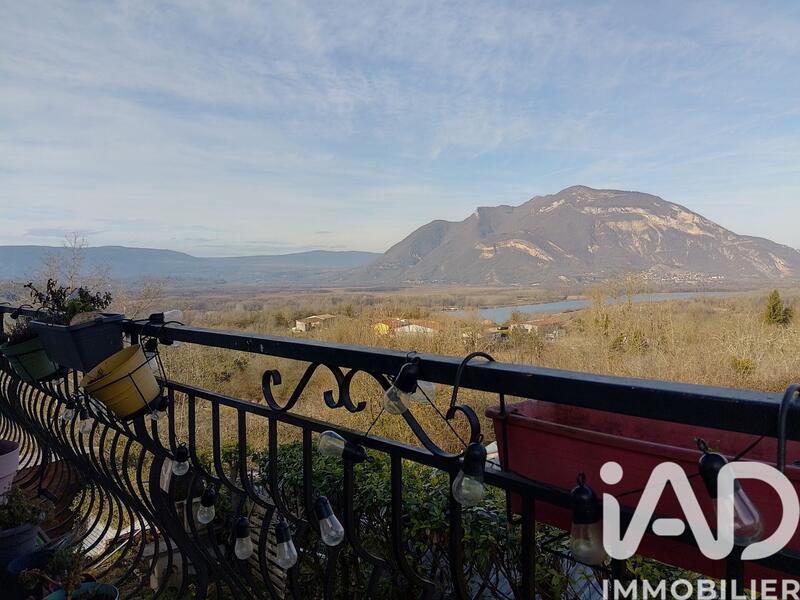 Maison - 135 m² - 6 pièces