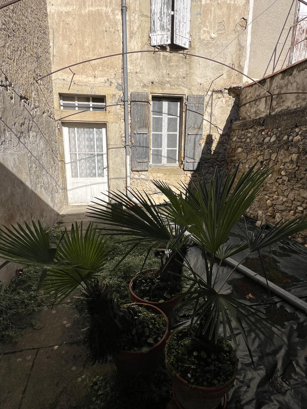 Maison de village - 305 m² - 15 pièces