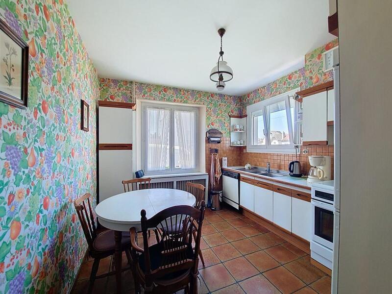 Maison - 95 m² - 4 pièces