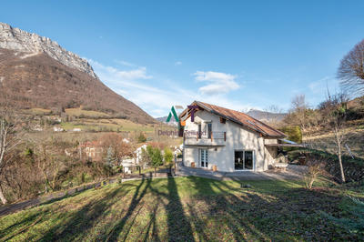 Maison - 158 m² - 6 pièces