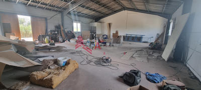 Local d'activités - 120 m²