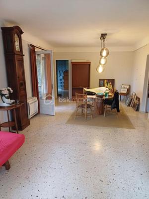 Maison de village - 165 m² - 8 pièces