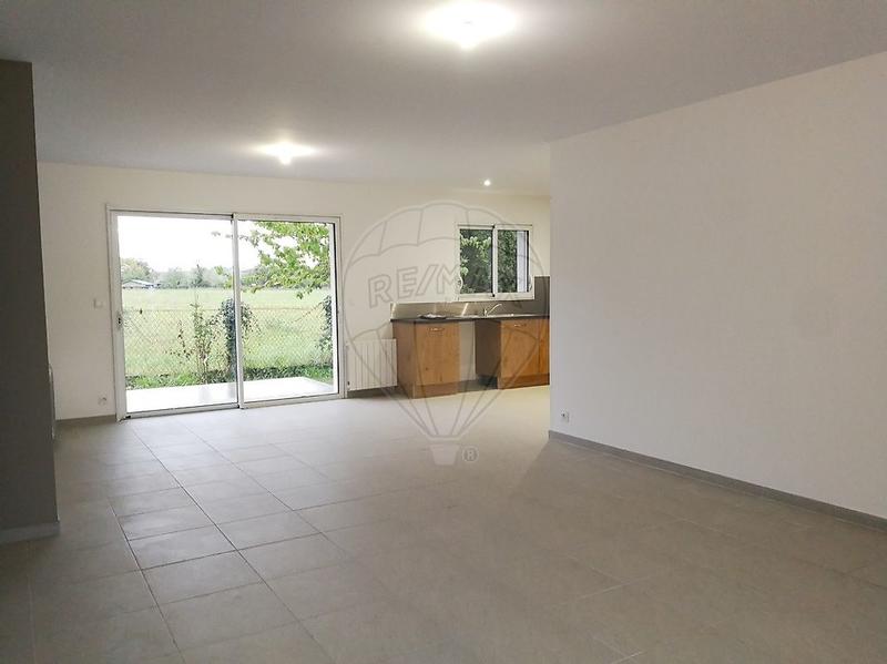 Maison - 95 m² - 4 pièces