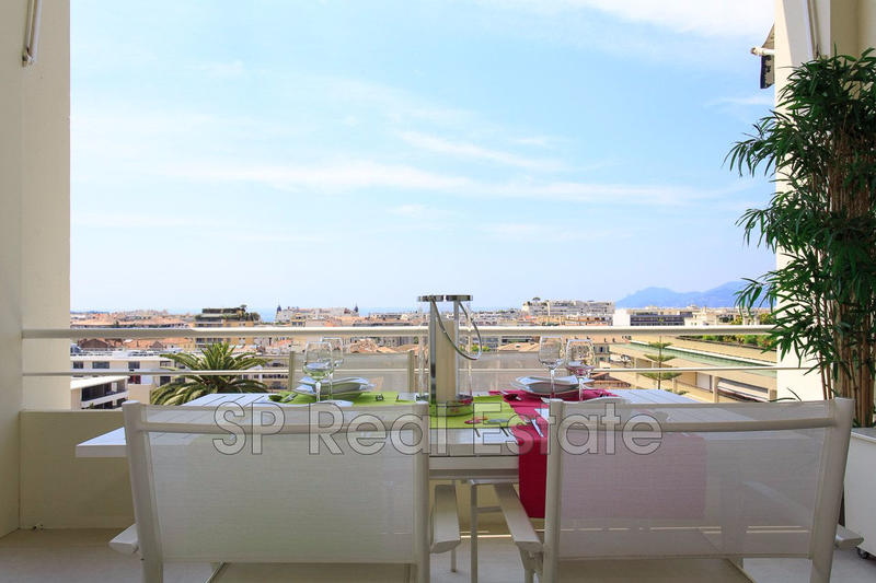 Appartement - 94 m² - 3 pièces